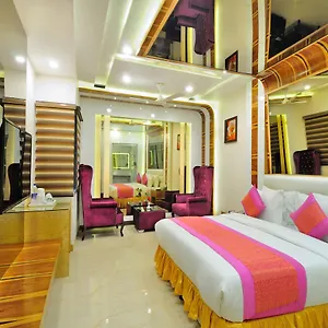 The Gold Regency - 02 Mins From Railway Station Hotel New Delhi